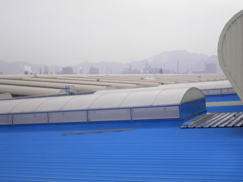 首鋼遷鋼三十五萬平方米金屬屋面防水工程